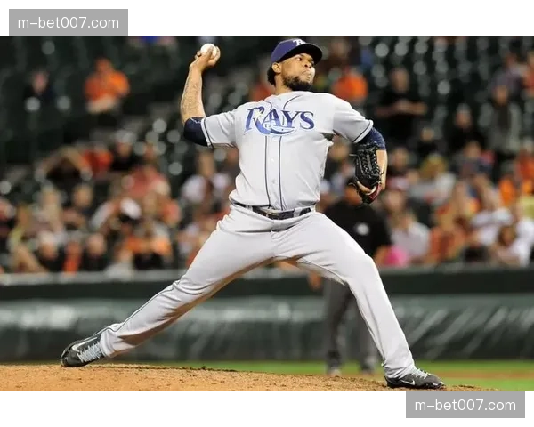 光芒队总经理专访：谈小市场球队的经营哲学与选秀策略