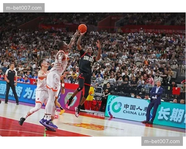 深圳马可波罗93-88击败江苏肯帝亚，贺希宁复出贡献关键表现
